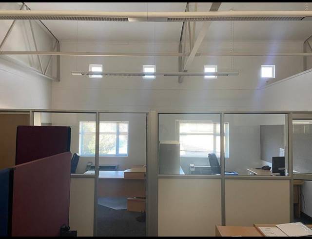 BUSINESS PROPERTY TO RENT IN NEWTON PARK